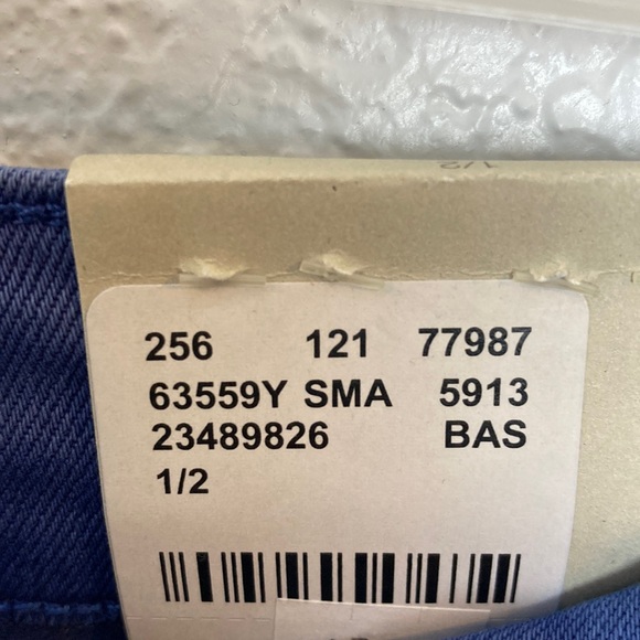 Brand new Maurices blue high-rise cropped jeans - Picture 6 of 7